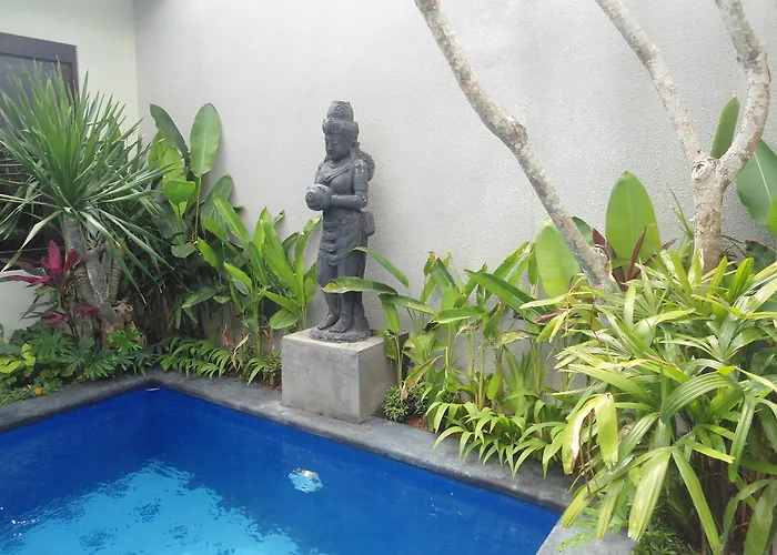 Buana Bali Luxury & Hotel *