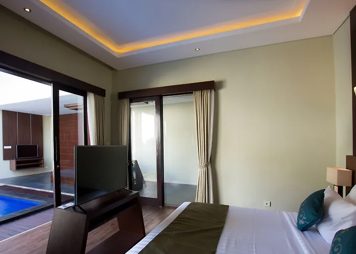 Hotel Buana Bali Luxury & *