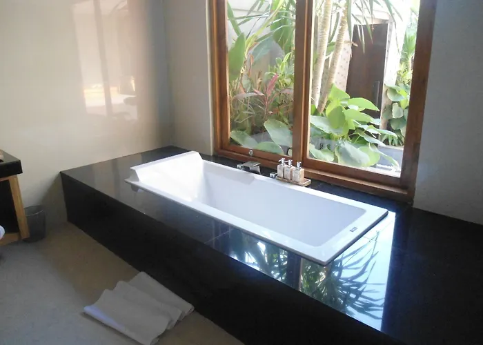 Hotel Buana Bali Luxury & *